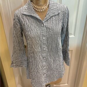 Women’s White With Dark Gray Stripe Pucker Button Down Blouse
